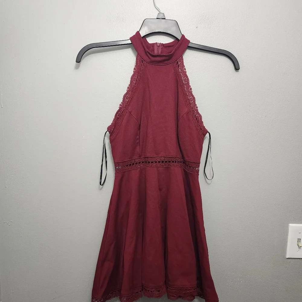 Lulus women's mini dress size S red lace trim holidays party evening